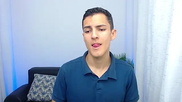 Snapshot of Matiius18 chatting on October 2025 01:56:02 PM Matiius18 online show from October 2025 01:56:02 PM