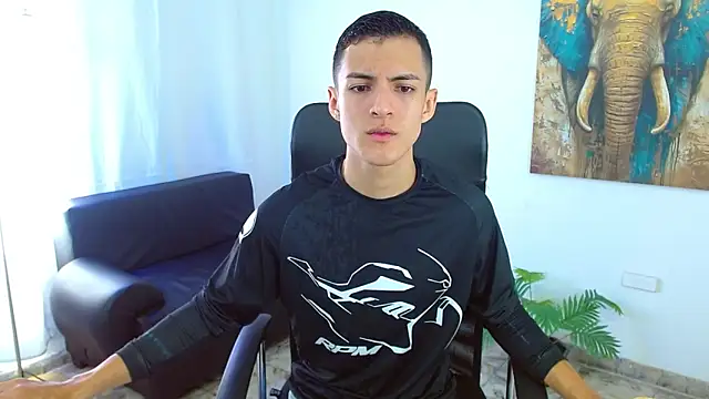 Matiius18 online show from April 2026 01:41:02 PM