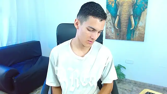 Matiius18 online show from April 2026 01:16:02 PM