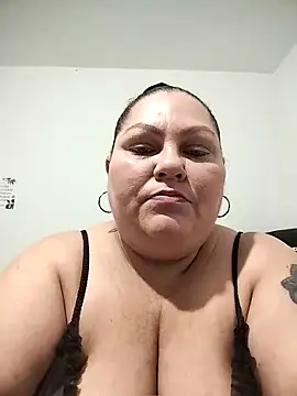 Miasmithr online show from February 2026 01:11:01 AM