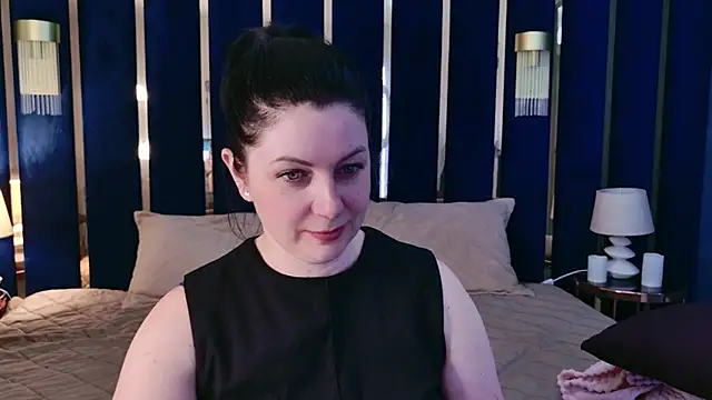 Nina Stane online show from June 2026 05:43:01 AM