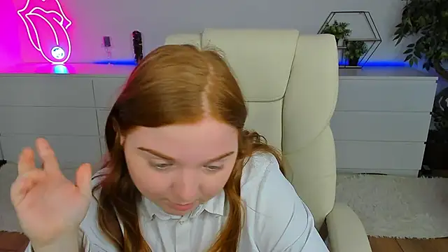 Snapshot of KattyRose8 chatting on September 2025 12:05:02 PM KattyRose8 online show from September 2025 12:05:02 PM