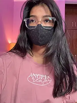 Snapshot of Neha18 chatting on June 2026 04:24:02 PM Neha18 online show from June 2026 04:24:02 PM