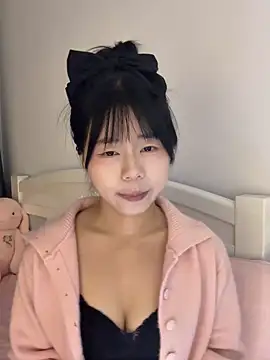 Ella-A9 online show from October 2025 03:12:02 PM