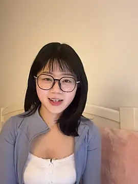 Ella-A9 online show from February 2026 04:00:02 PM