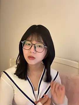 Ella-A9 online show from February 2026 03:59:01 PM