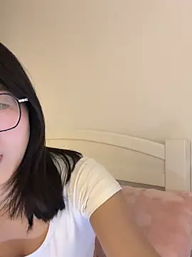 Ella-A9 online show from February 2026 03:59:01 PM