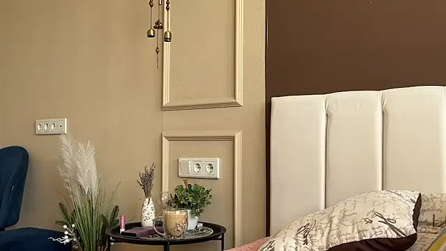 daniellia  online show from March 2026 09:33:02 AM