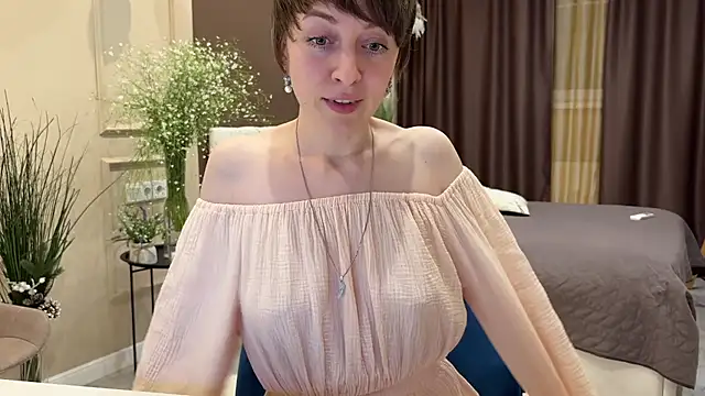 daniellia  online show from May 2026 05:51:01 PM