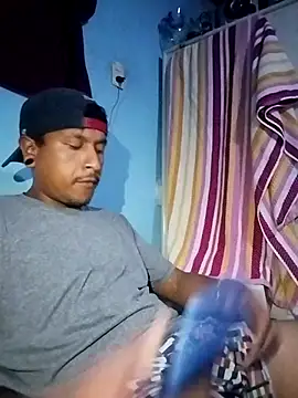 negromaussm online show from September 2025 06:49:01 AM