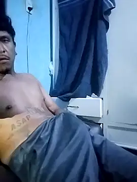 negromaussm online show from October 2025 07:49:01 AM