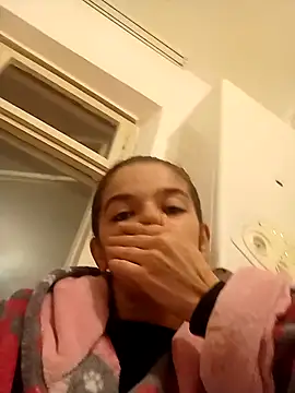 Snapshot of alinaalinutzq chatting on November 2025 09:02:01 PM alinaalinutzq online show from November 2025 09:02:01 PM