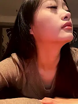 MengMeng0515 online show from January 2026 09:11:02 AM