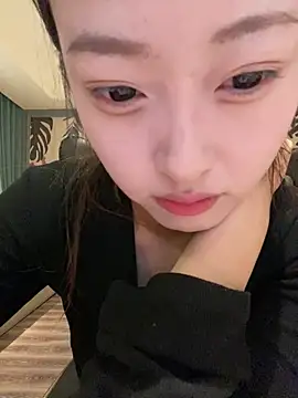 Snapshot of MengMeng0515 chatting on February 2026 01:41:01 PM MengMeng0515 online show from February 2026 01:41:01 PM