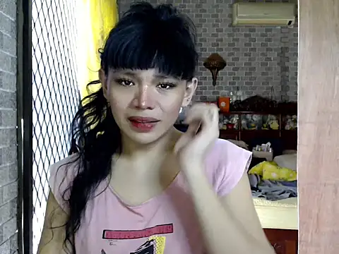Snapshot of kylinexx chatting on May 2026 01:12:02 AM kylinexx online show from May 2026 01:12:02 AM