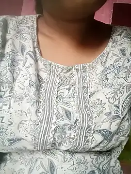 Snapshot of Hot_siiii chatting on October 2025 01:47:02 AM Hot siiii online show from October 2025 01:47:02 AM