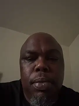 Snapshot of devon3421 chatting on February 2026 11:14:01 PM devon3421 online show from February 2026 11:14:01 PM