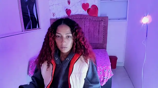 Snapshot of candela_ruiz chatting on September 2025 06:09:02 PM candela ruiz online show from September 2025 06:09:02 PM