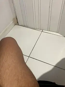 Snapshot of renannoviinho17z chatting on September 2025 10:26:01 PM renannoviinho17z online show from September 2025 10:26:01 PM