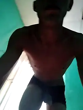 Snapshot of Brayanellatino chatting on March 2026 01:40:02 PM Brayanellatino online show from March 2026 01:40:02 PM