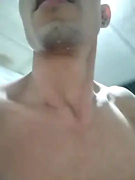 Snapshot of Brayanellatino chatting on March 2026 12:16:01 AM Brayanellatino online show from March 2026 12:16:01 AM