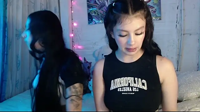 Snapshot of Pamelaa_reyess_2 chatting on March 2026 02:18:01 AM Pamelaa reyess 2 online show from March 2026 02:18:01 AM