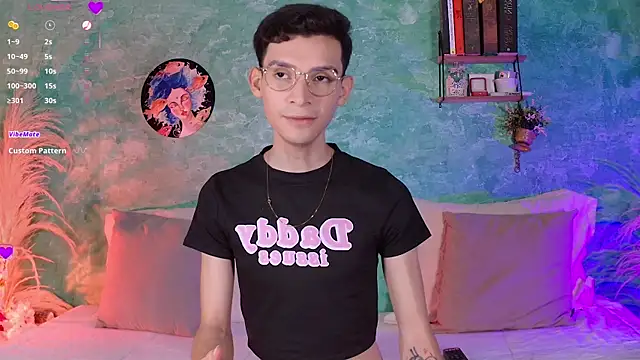 VicenteFerrer online show from December 2025 12:38:02 AM