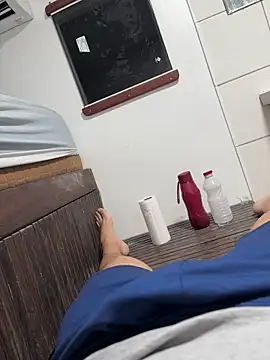 Snapshot of vfw2025 chatting on January 2026 02:16:01 AM vfw2025 online show from January 2026 02:16:01 AM