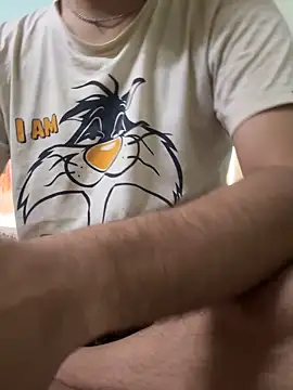 Snapshot of moonworshiper chatting on May 2026 05:15:02 AM moonworshiper online show from May 2026 05:15:02 AM