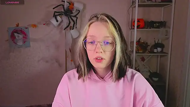 R0cket bunny online show from November 2025 01:16:02 AM