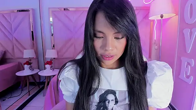 anyjones  online show from October 2025 04:10:02 AM