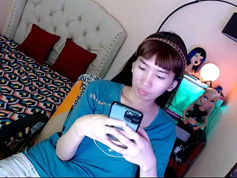 ShantalFoxxy  online show from October 2025 12:59:01 PM