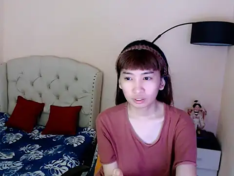 ShantalFoxxy  online show from June 2026 11:51:02 PM
