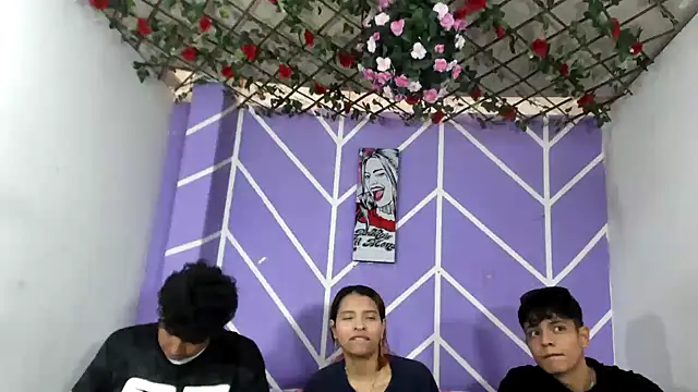 lau and boys18 online show from September 2025 01:46:02 PM