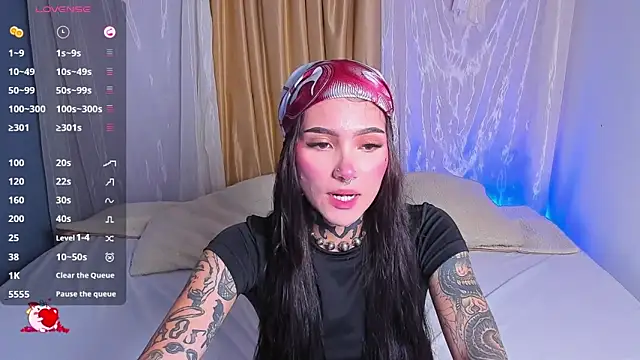 sara queen10 online show from October 2025 07:03:02 PM