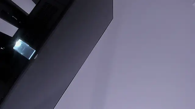 Snapshot of DaylesAndHarry chatting on November 2025 12:54:02 AM DaylesAndHarry online show from November 2025 12:54:02 AM