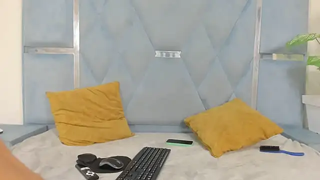 DaylesAndHarry online show from February 2026 12:31:01 PM