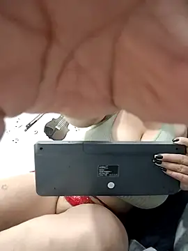 Snapshot of AlexxiaaMat chatting on November 2025 11:11:01 AM AlexxiaaMat online show from November 2025 11:11:01 AM