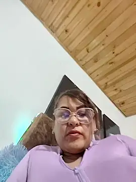AlexxiaaMat online show from April 2026 09:18:01 AM