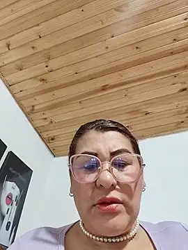 AlexxiaaMat online show from April 2026 11:04:02 AM