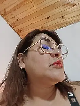 Snapshot of AlexxiaaMat chatting on June 2026 01:00:02 PM AlexxiaaMat online show from June 2026 01:00:02 PM