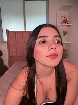 salomecute21 online show from May 2026 11:29:02 AM