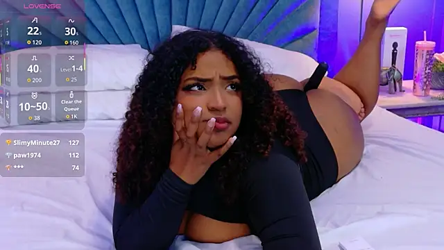 Cristal-Jonnes online show from December 2025 03:01:01 AM