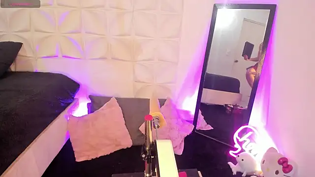 Snapshot of JuliethMoss chatting on September 2025 07:58:01 PM JuliethMoss online show from September 2025 07:58:01 PM