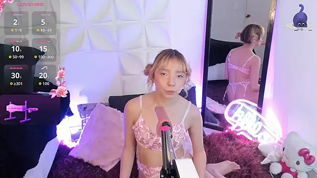 Snapshot of JuliethMoss chatting on September 2025 08:01:02 PM JuliethMoss online show from September 2025 08:01:02 PM