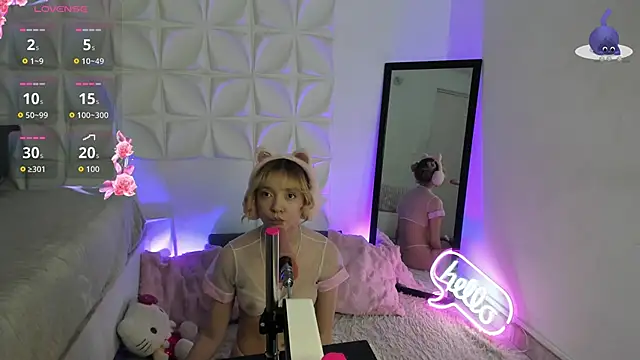 Snapshot of JuliethMoss chatting on October 2025 08:26:01 PM JuliethMoss online show from October 2025 08:26:01 PM