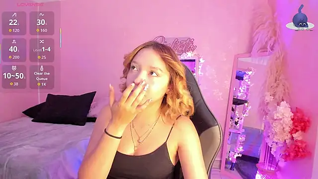 Snapshot of JuliethMoss chatting on March 2026 06:16:02 PM JuliethMoss online show from March 2026 06:16:02 PM