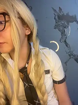 Snapshot of JuliethMoss chatting on March 2026 08:19:01 AM JuliethMoss online show from March 2026 08:19:01 AM