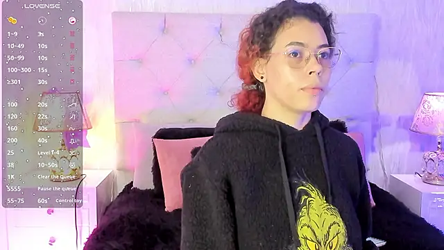 Snapshot of Pamelamiler__ chatting on February 2026 12:05:02 PM Pamelamiler online show from February 2026 12:05:02 PM