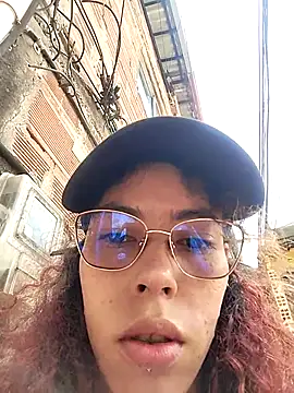 Pamelamiler   online show from April 2026 04:42:02 PM